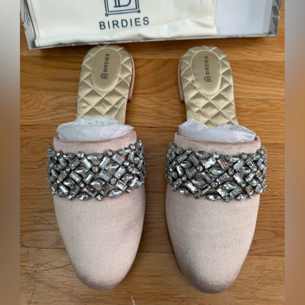 Brand new with tags Songbird Birdies